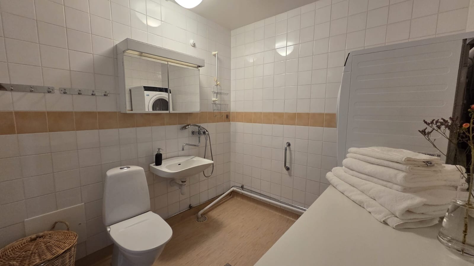 3 rok · 83 m² i Huddinge – bild 3