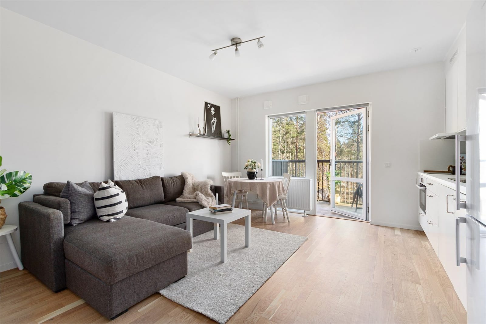 1 rok · 31 m² i Hässelby – bild 2