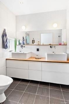 6 rok · 180 m² i Vejbystrand – bild 13
