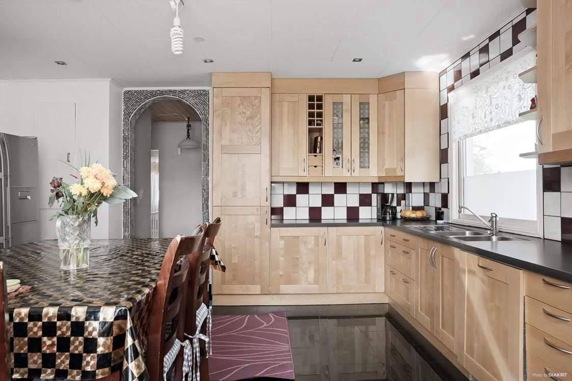 Villa/Hus, 5 rooms, 137 sqm, Högsäter – bild 3
