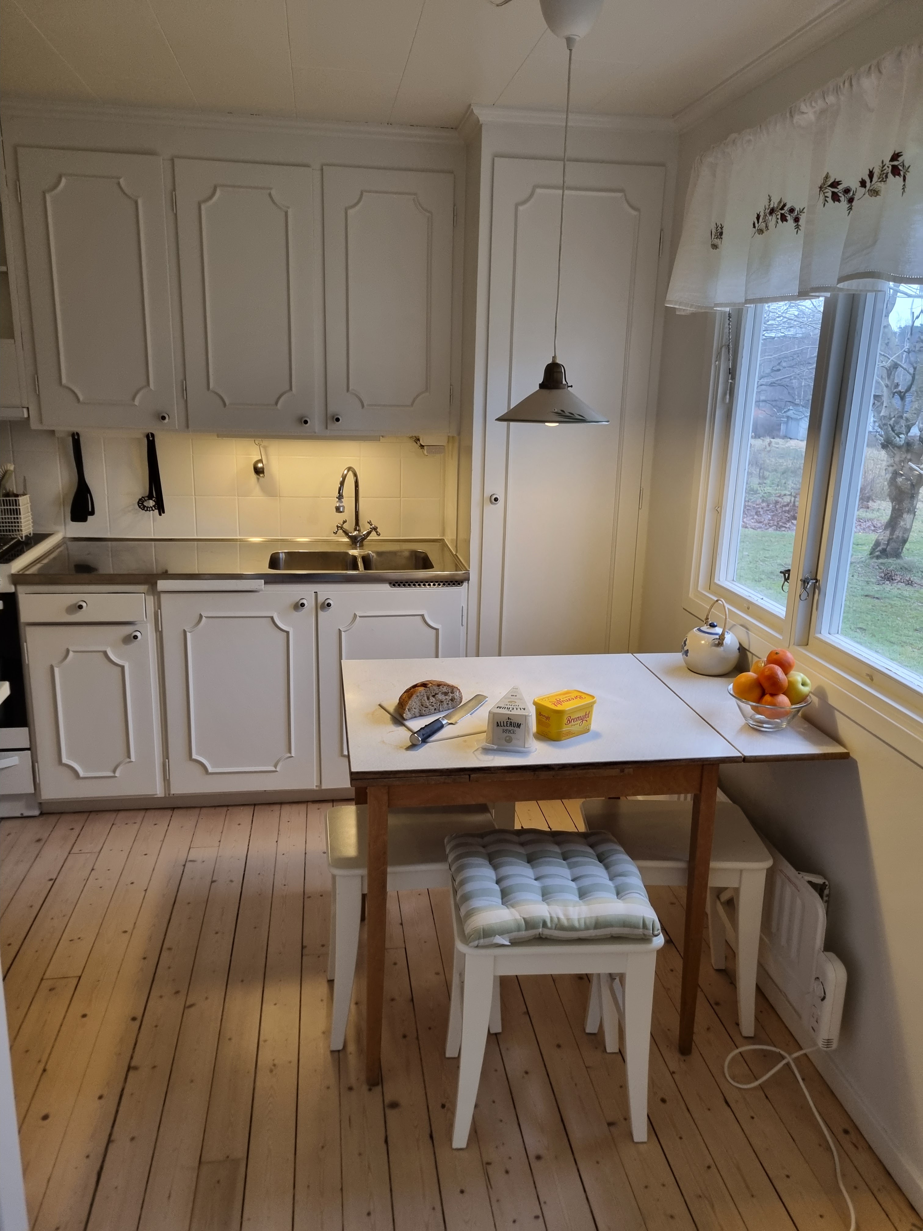 Stuga, 3 rooms, 58 sqm, Hjälteby – bild 3