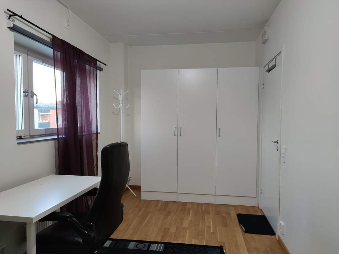 1 rok · 12 m² i Sköndal – Sköndal