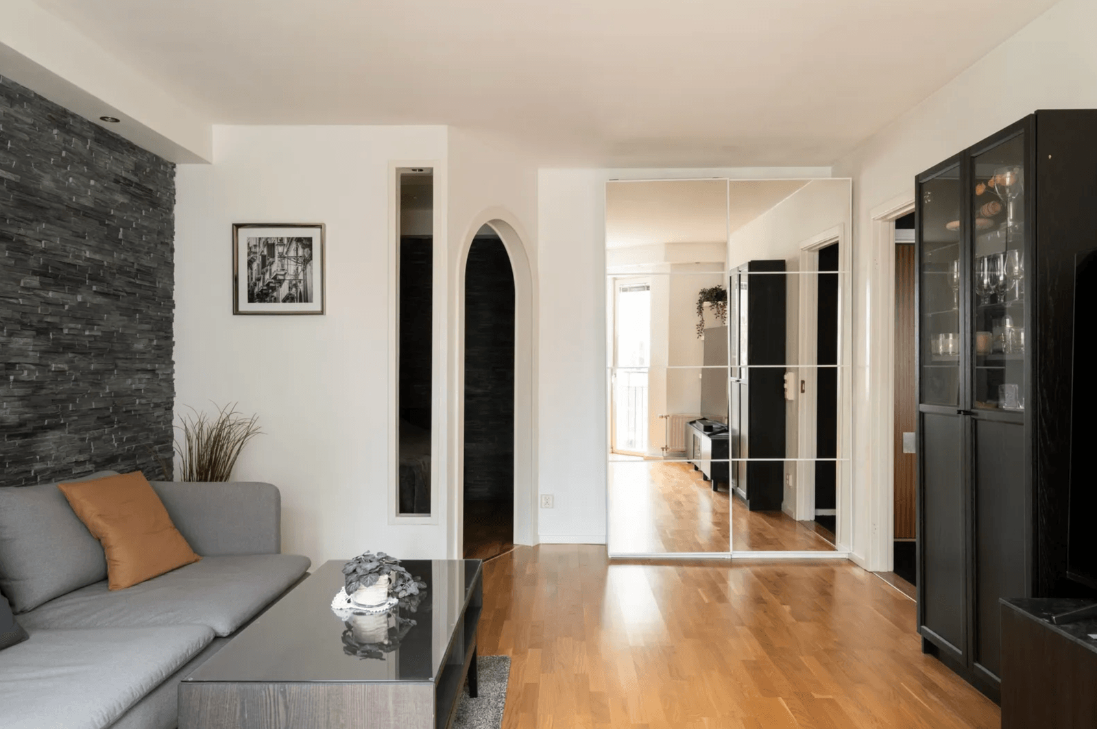 Lägenhet, 2 rooms, 44 sqm, Västerås