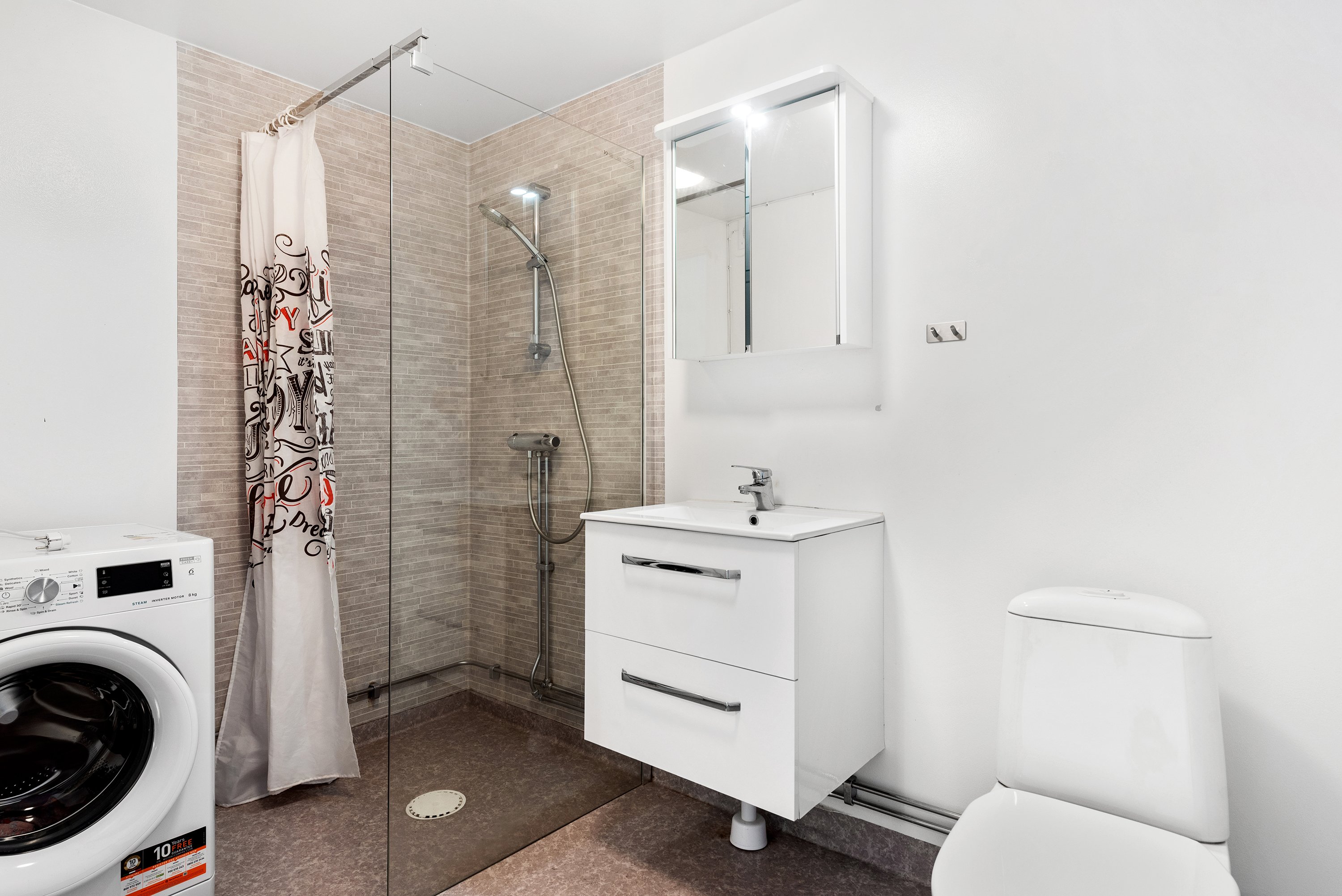 Stuga, 2 rooms, 32 sqm, Täby – bild 2