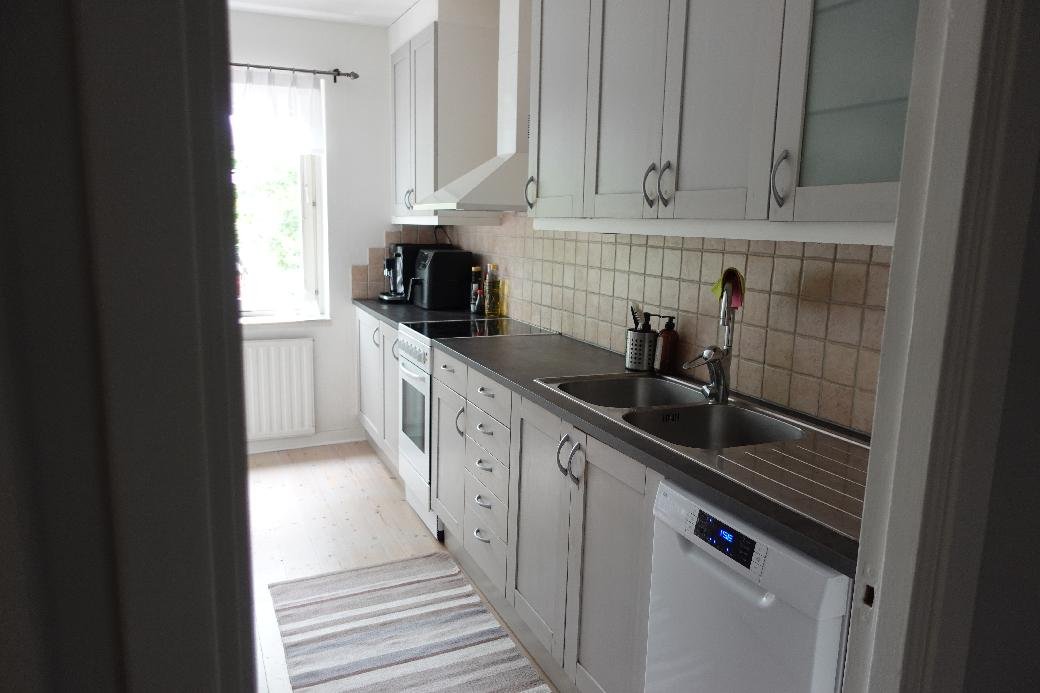 2 rok · 55 m² i Bro – bild 4