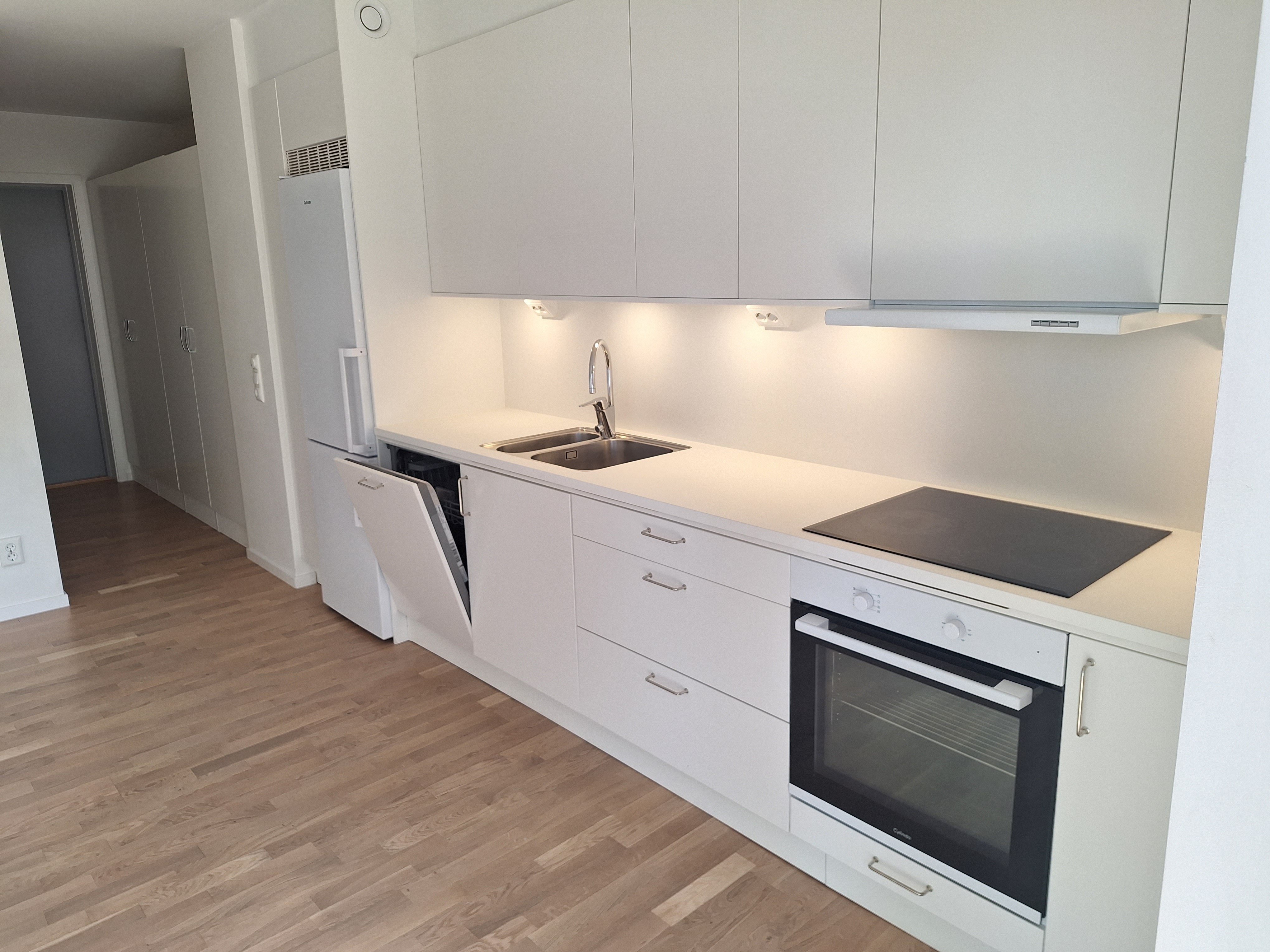 Lägenhet, 2 rooms, 40 sqm, Hässelby – bild 2