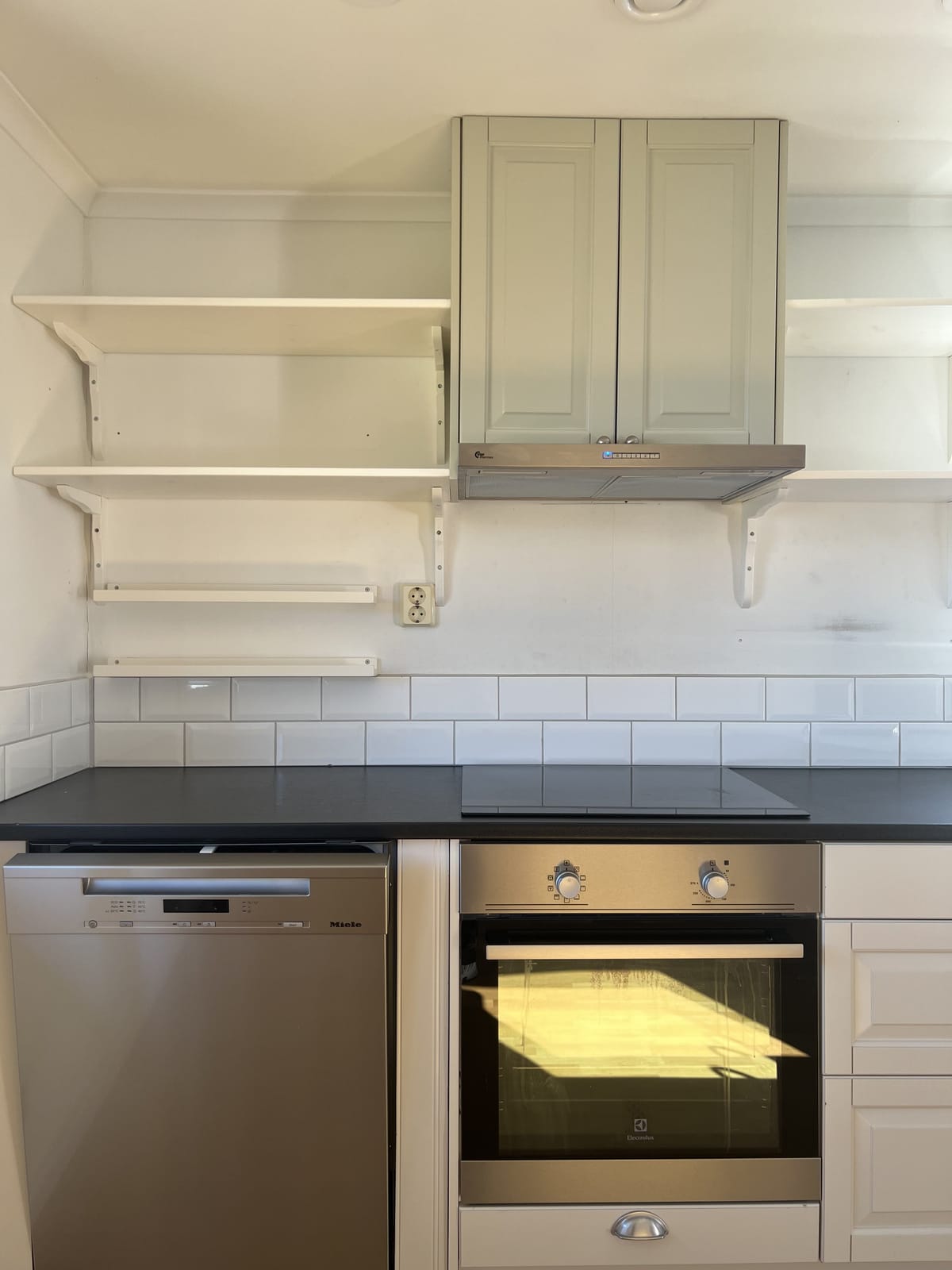 2 rok · 50 m² i Ekolsund – bild 10