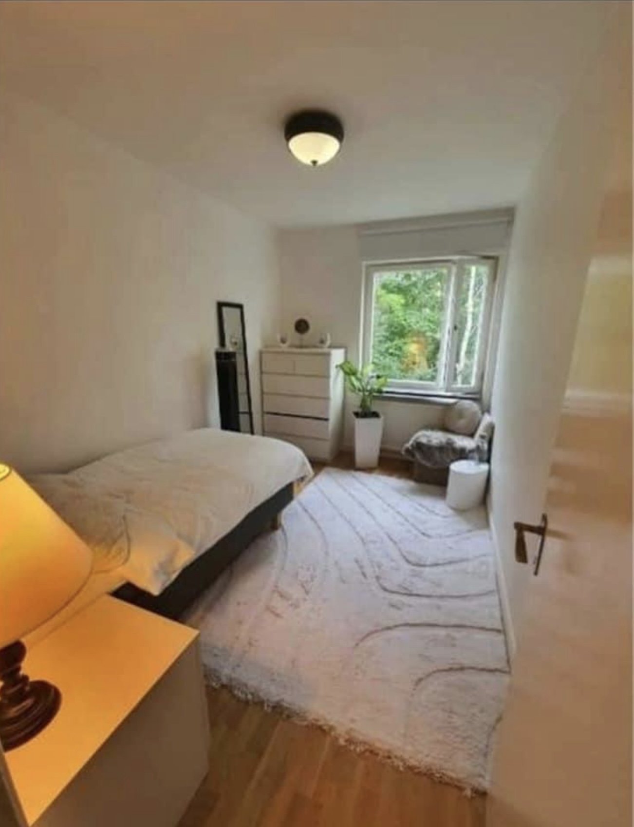 Lägenhet, 1 rooms, 15 sqm, Hässelby – bild 2