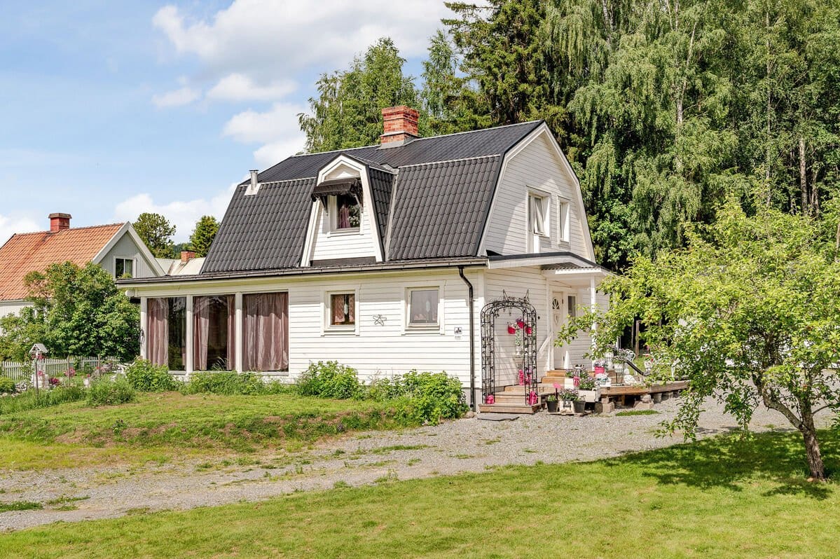 8 rok · 164 m² i Alby