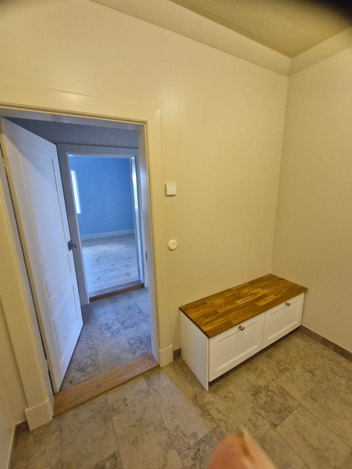 2 rok · 75 m² i Vikbolandet – bild 2