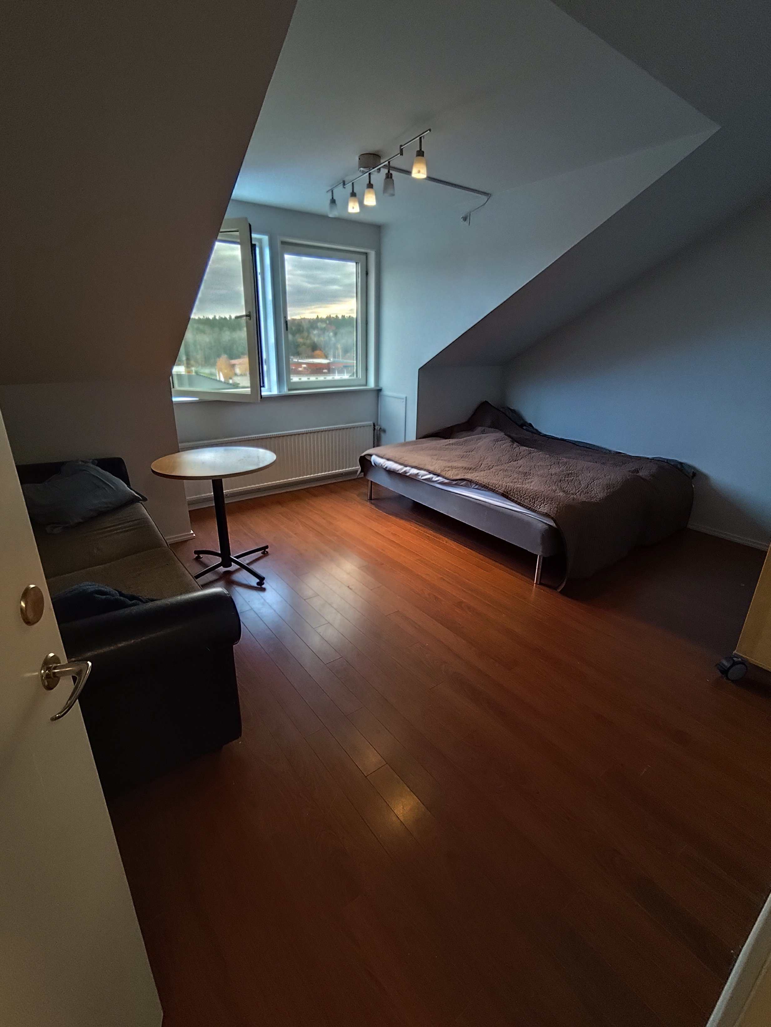 Lägenhet, 2 rooms, 60 sqm, Kungens Kurva – bild 4