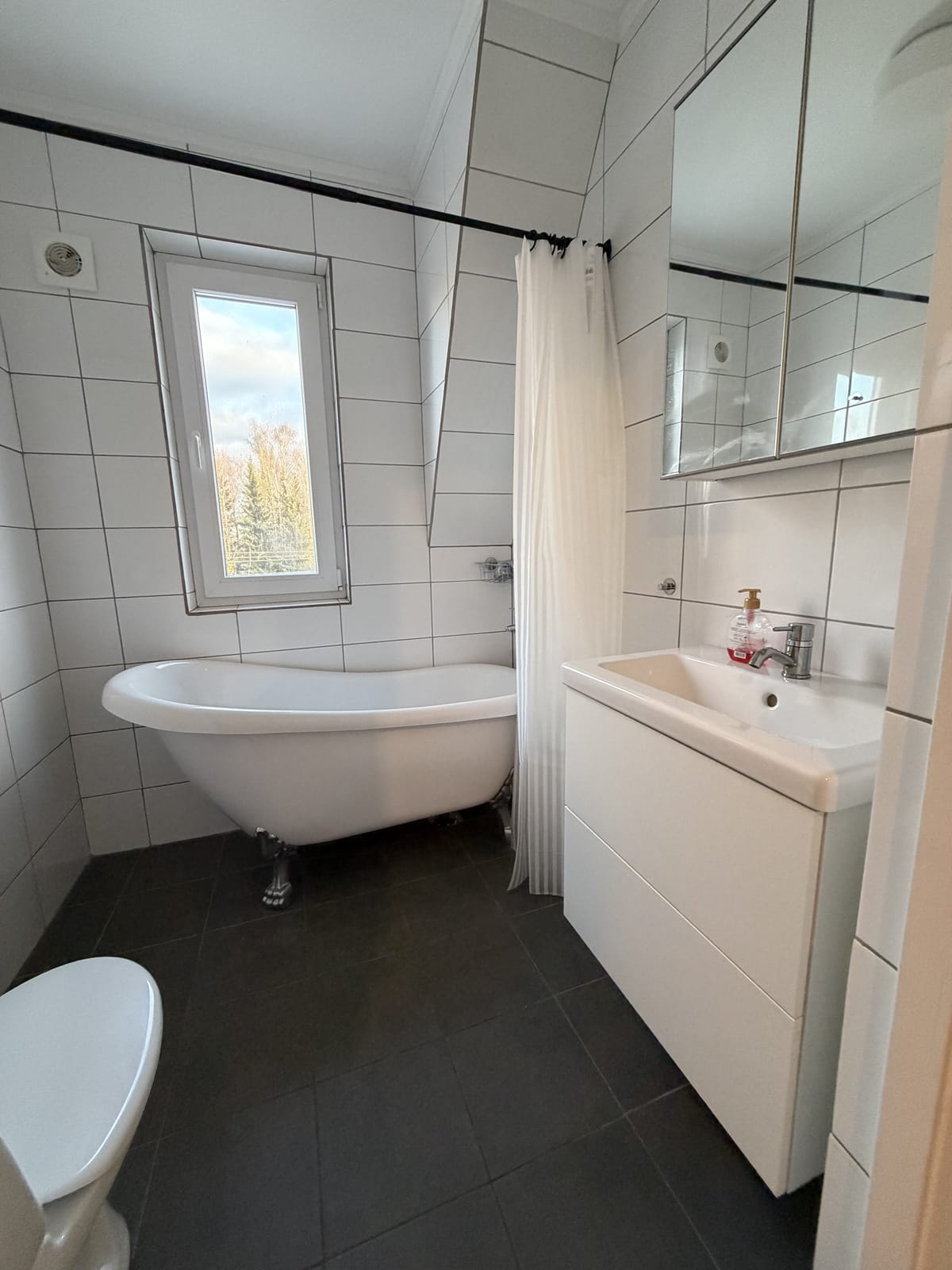 8 rok · 154 m² i Åshammar – bild 18