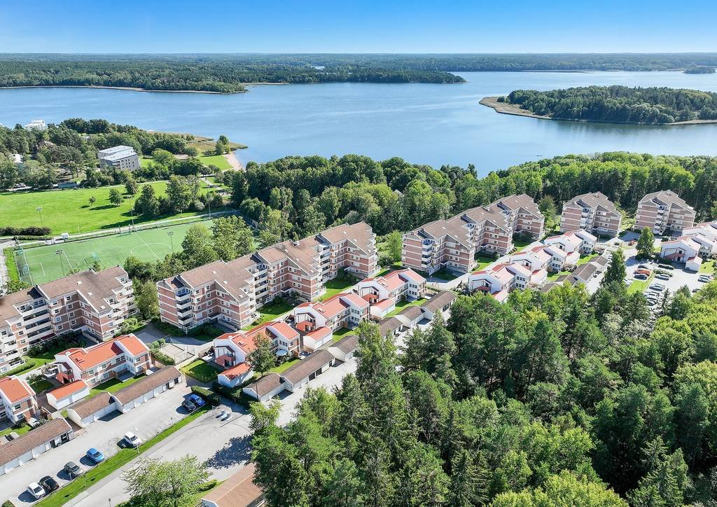 Lägenhet, 4 rooms, 95 sqm, Täby