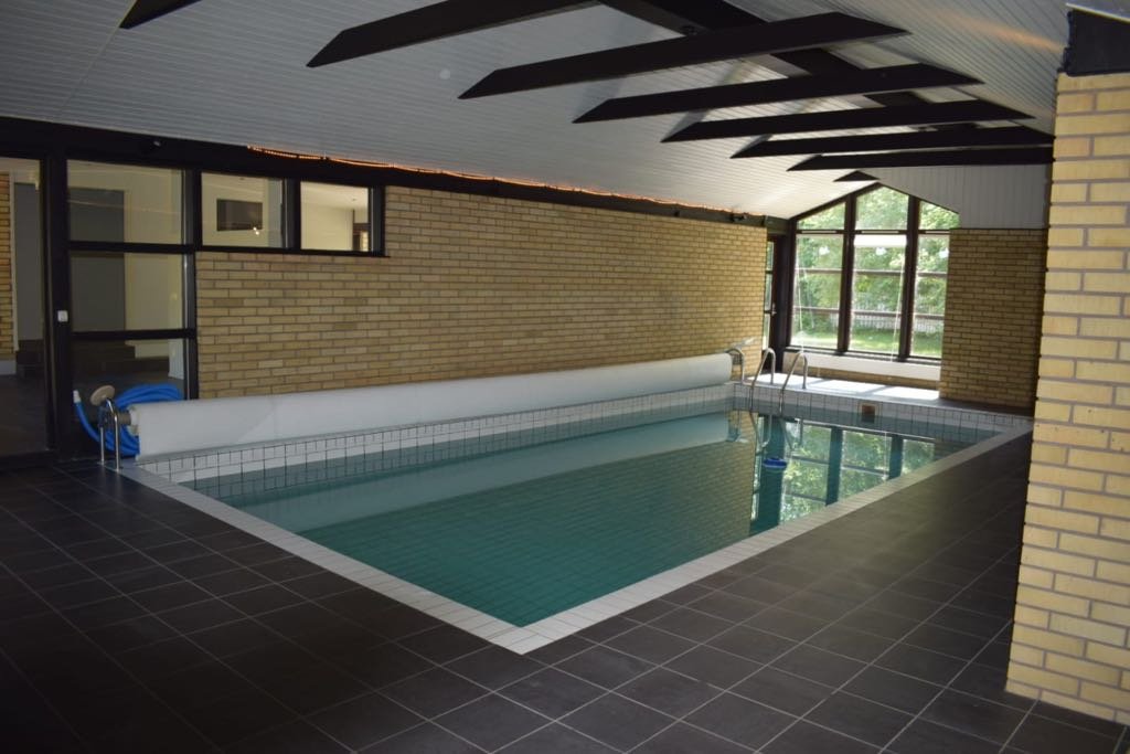 Villa/Hus, 8 rooms, 350 sqm, Västerås