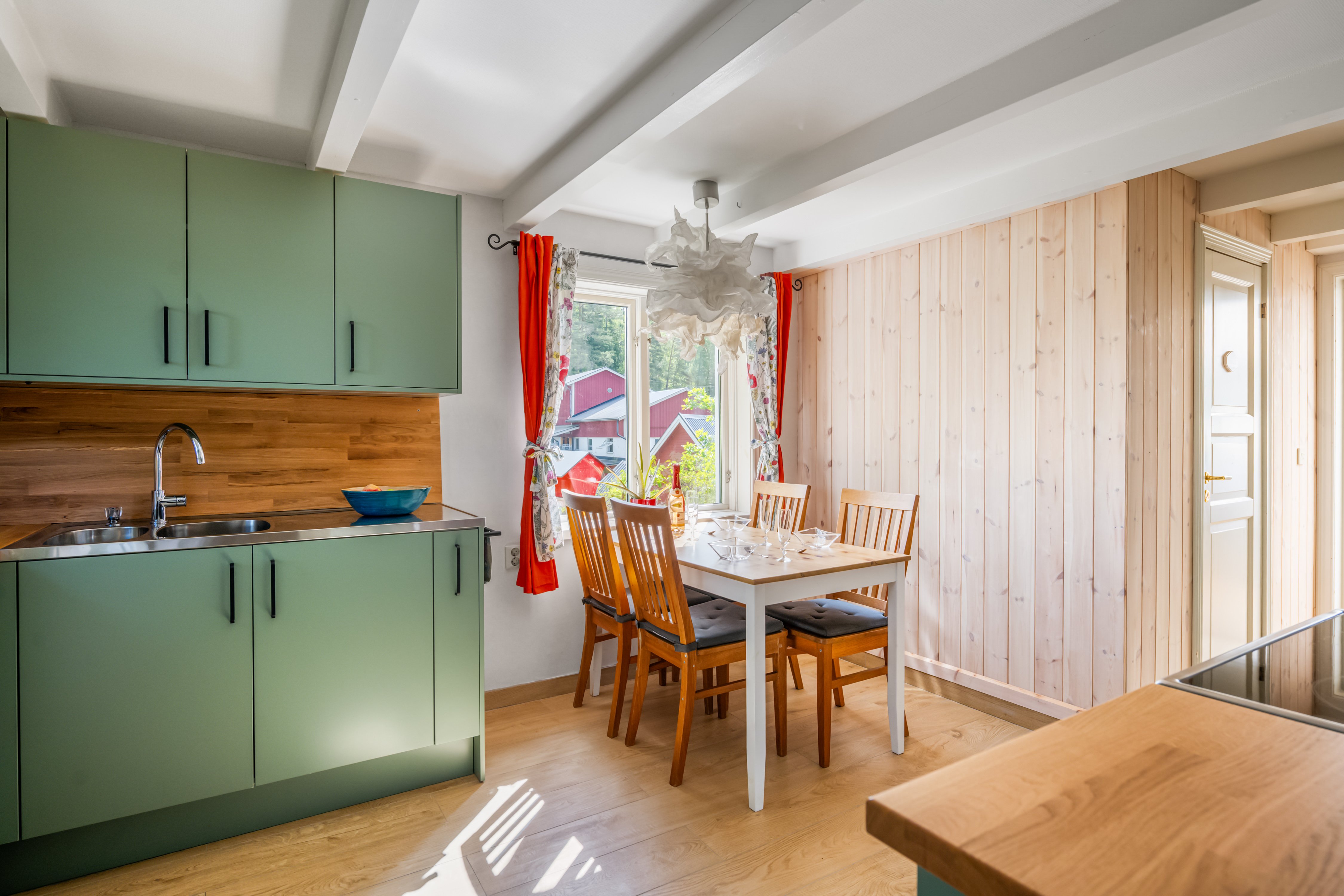 Villa/Hus, 8 rooms, 200 sqm, Handen – bild 5
