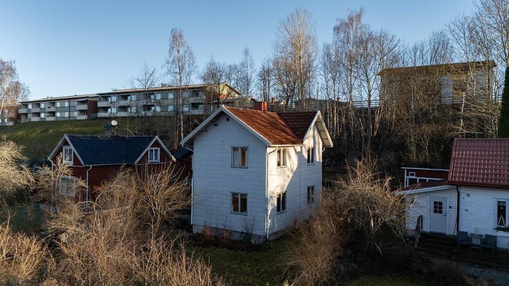 Villa/Hus, 5 rooms, 100 sqm, Bengtsfors – bild 2