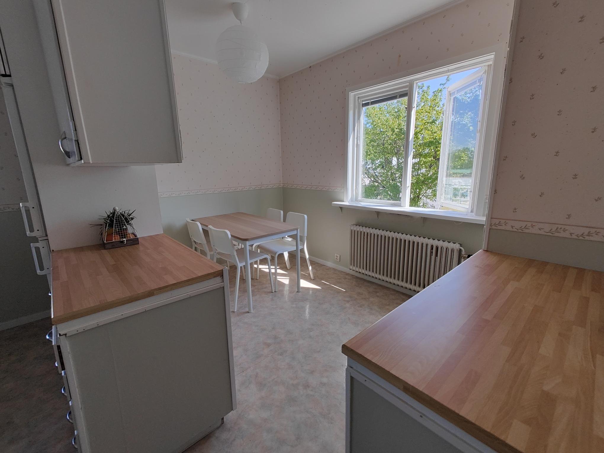 Lägenhet, 4 rooms, 99 sqm, Kälarne – bild 5