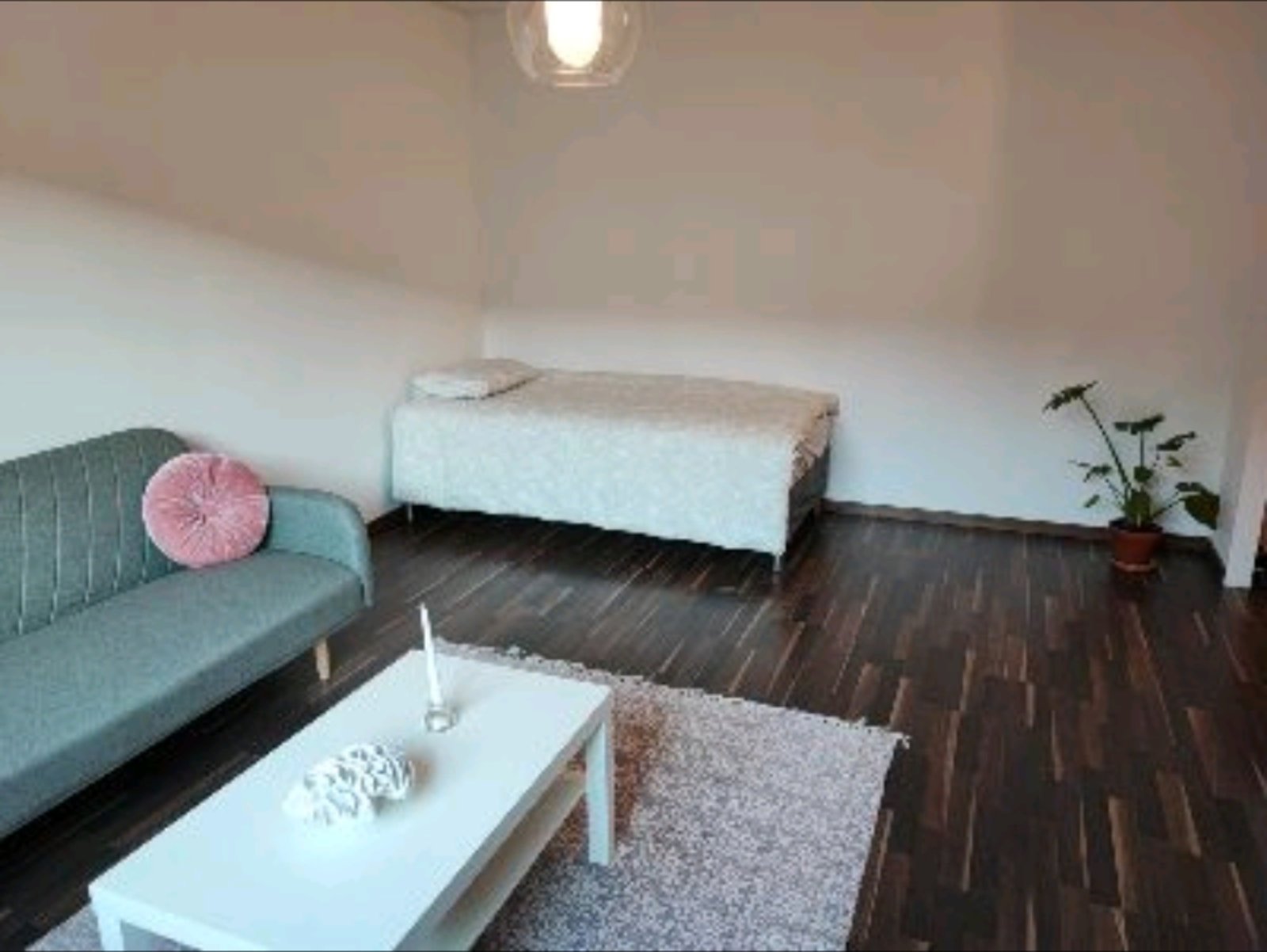 1 rok · 37 m² i Vårby – bild 2