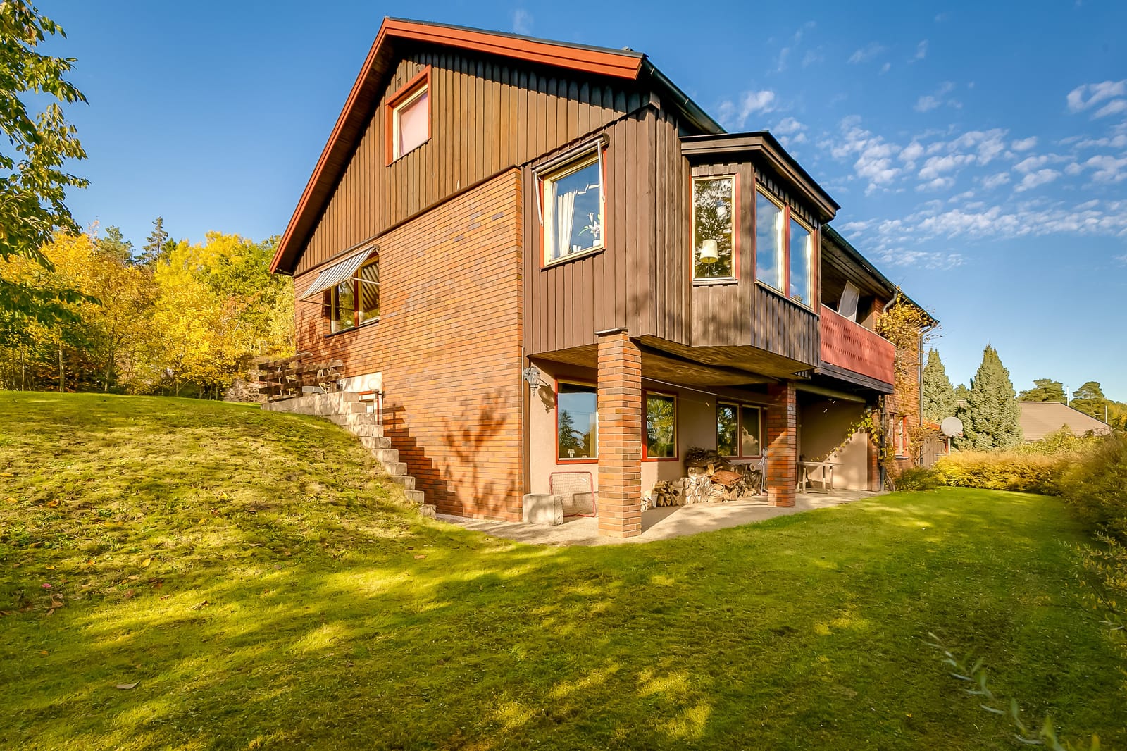 Villa/Hus, 8 rooms, 320 sqm, Åby