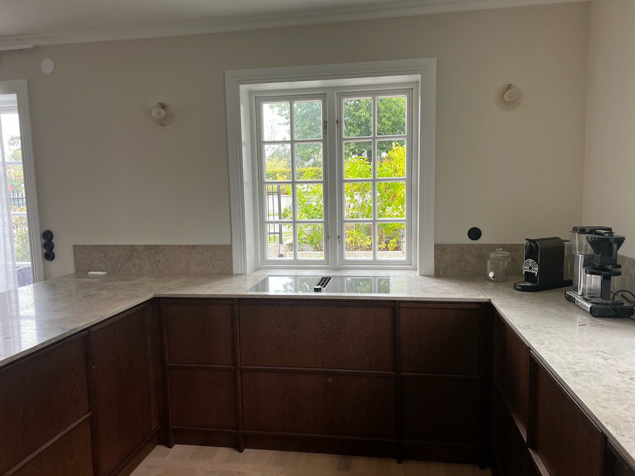 5 rok · 200 m² i Saltsjöbaden – bild 6
