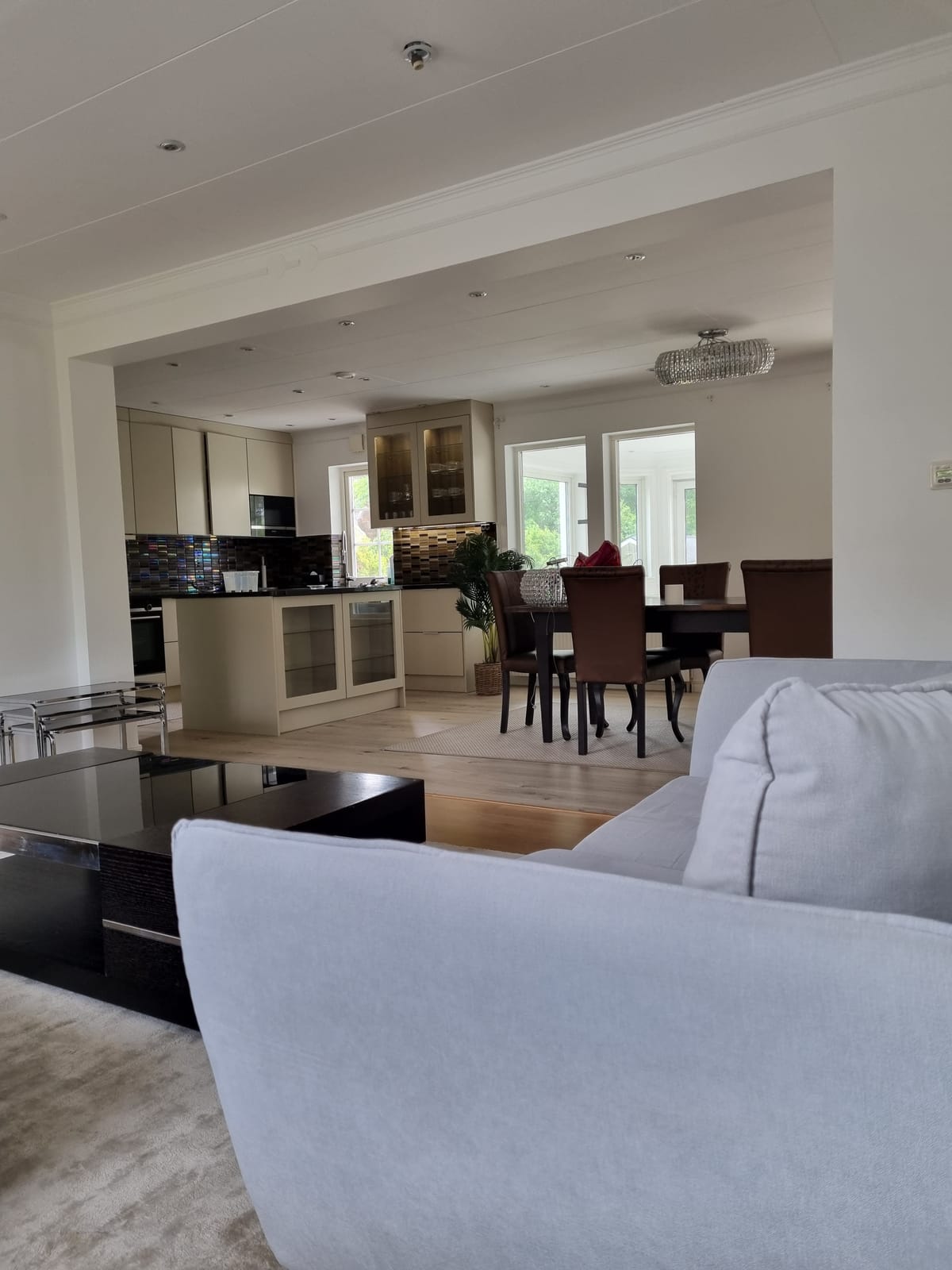 5 rok · 195 m² i Södertälje – bild 31