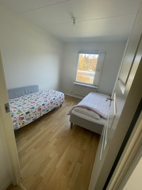 Villa/Hus, 4 rooms, 76 sqm, Bro