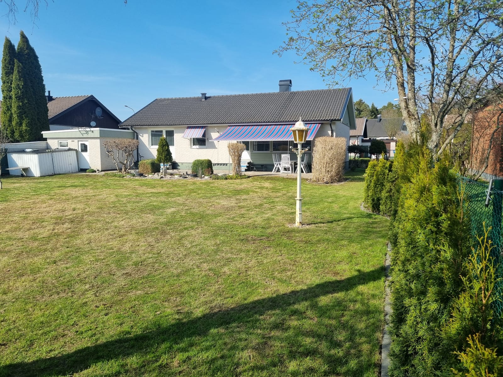 8 rok · 200 m² i Trollhättan – bild 5