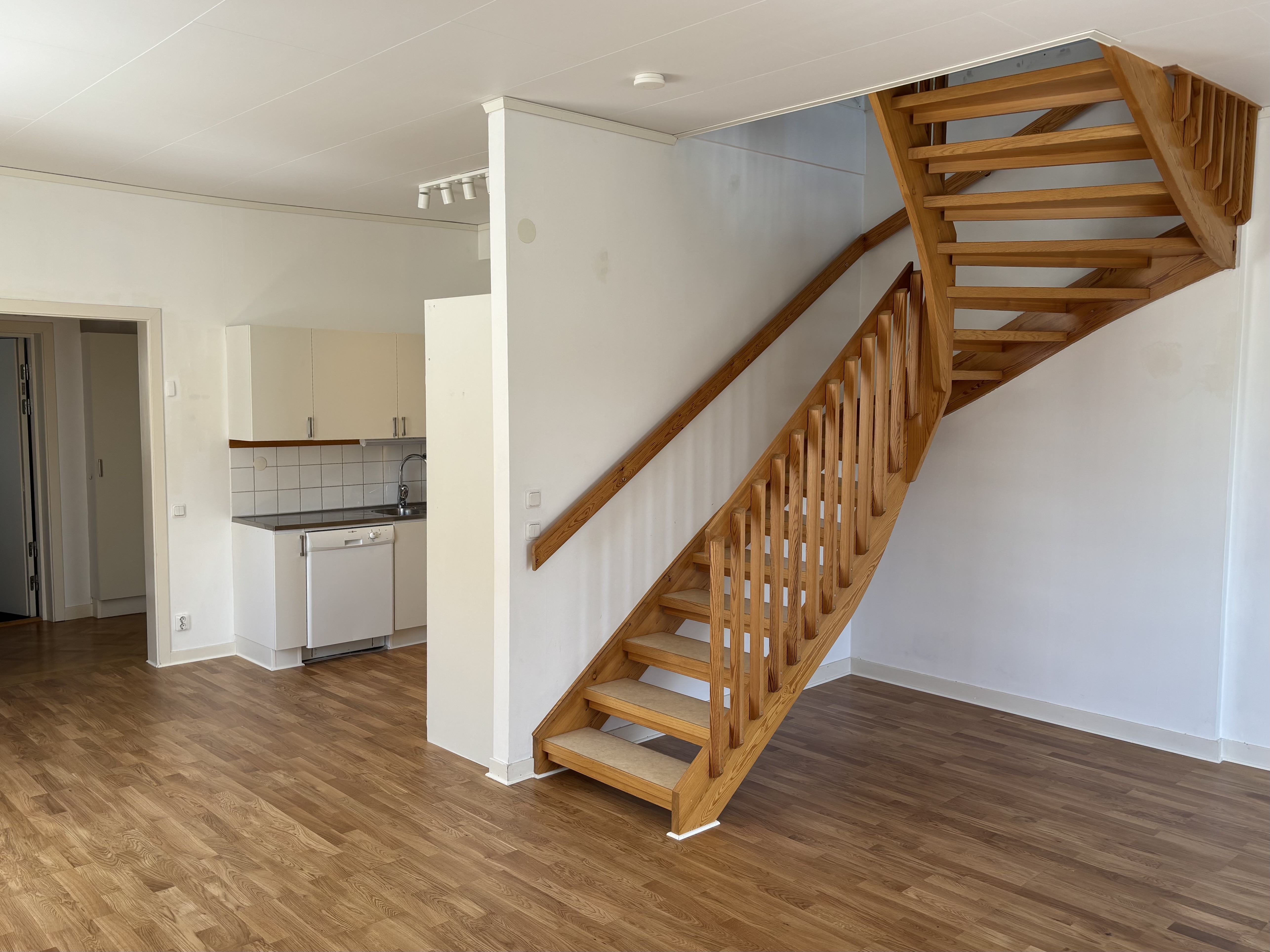 Lägenhet, 2 rooms, 80 sqm, Vänersborg – bild 8