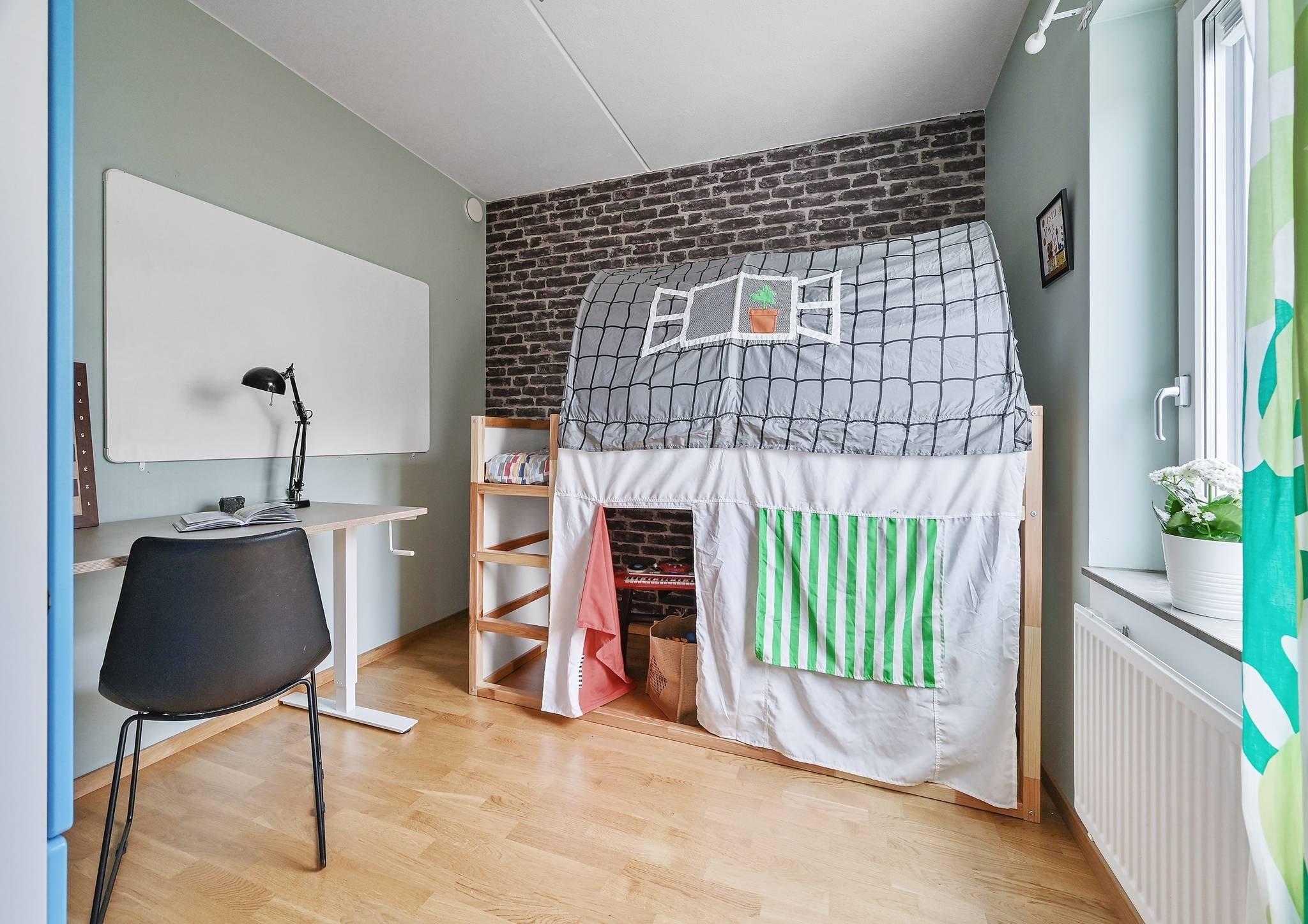 Lägenhet, 4 rooms, 93 sqm, Upplands Väsby – bild 8