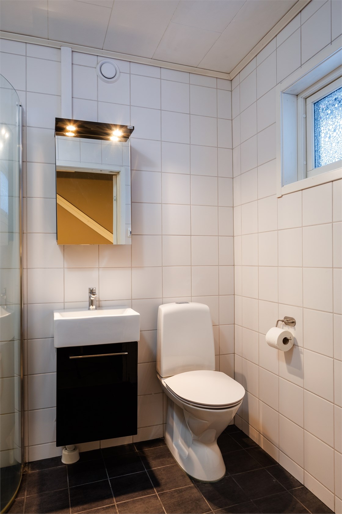 7 rok · 150 m² i Boden – bild 3
