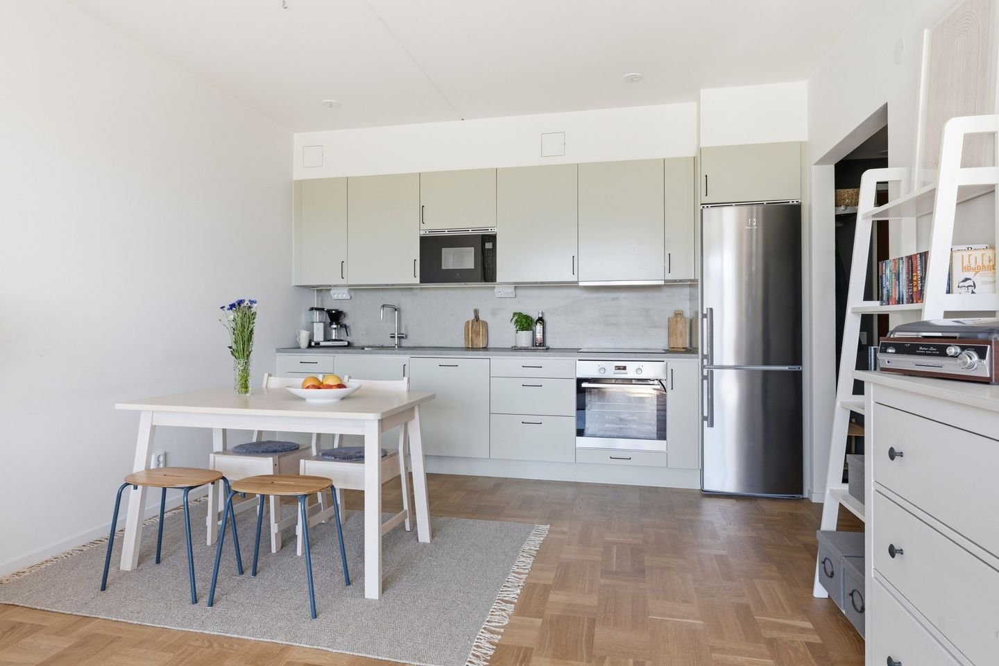 Lägenhet, 2 rooms, 44 sqm, Sundbyberg – bild 2
