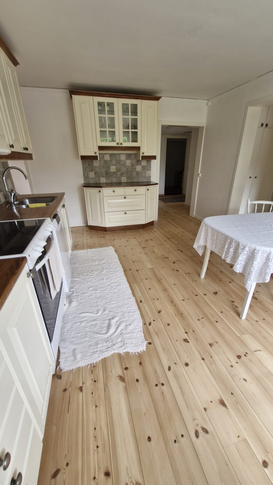 3 rok · 80 m² i Sorunda – bild 3
