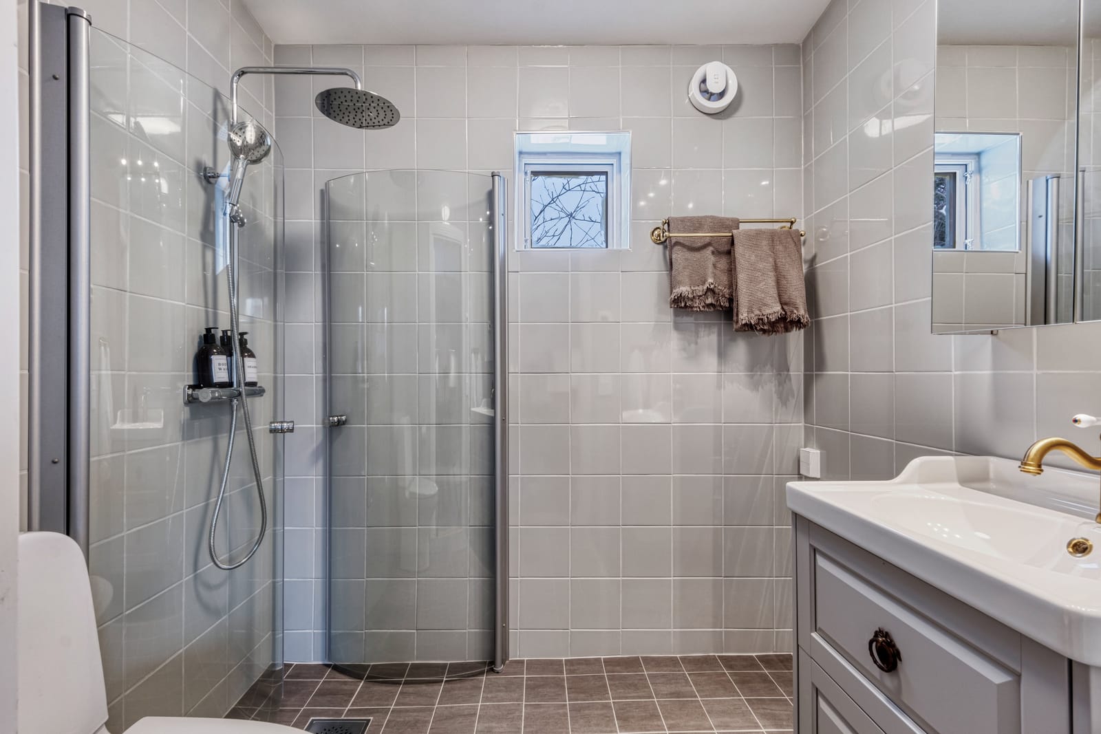 3 rok · 40 m² i Täby – bild 18