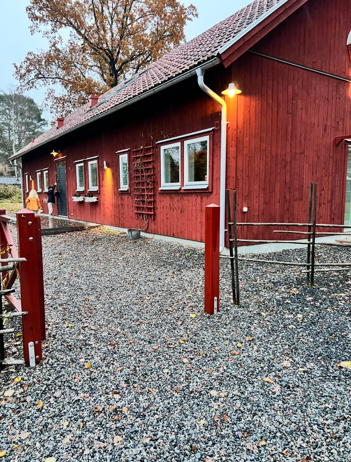 8 rok · 220 m² i Torshälla – bild 2