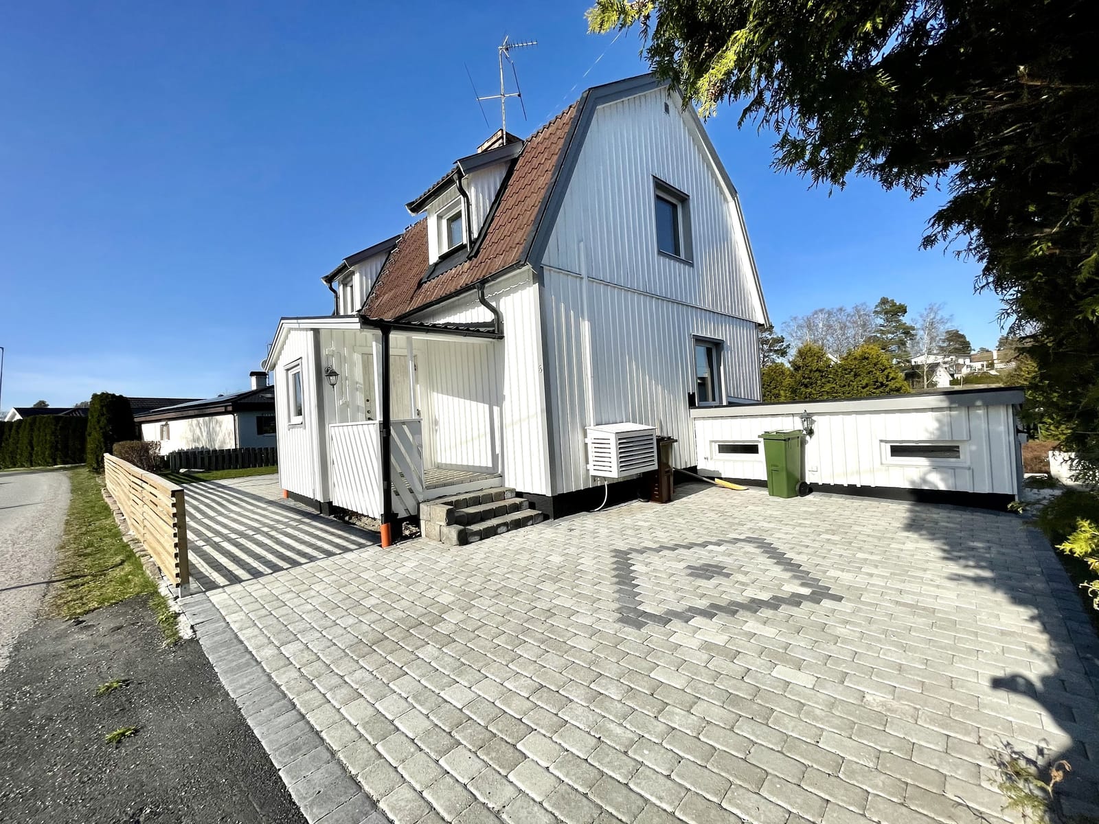 5 rok · 200 m² i Järfälla – Järfälla
