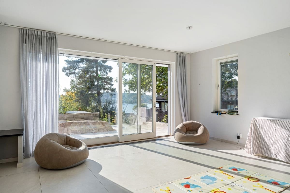 6 rok · 200 m² i Sollentuna – bild 9