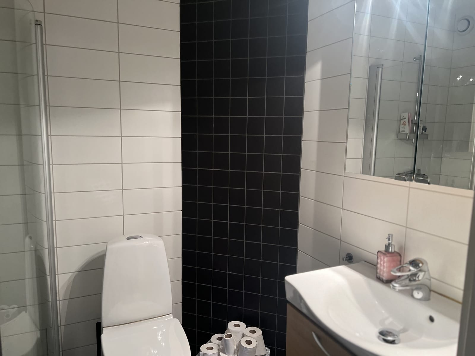 1 rok · 13 m² i Täby – bild 11