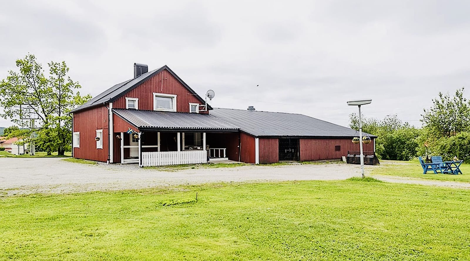 9 rok · 200 m² i Liden – bild 2