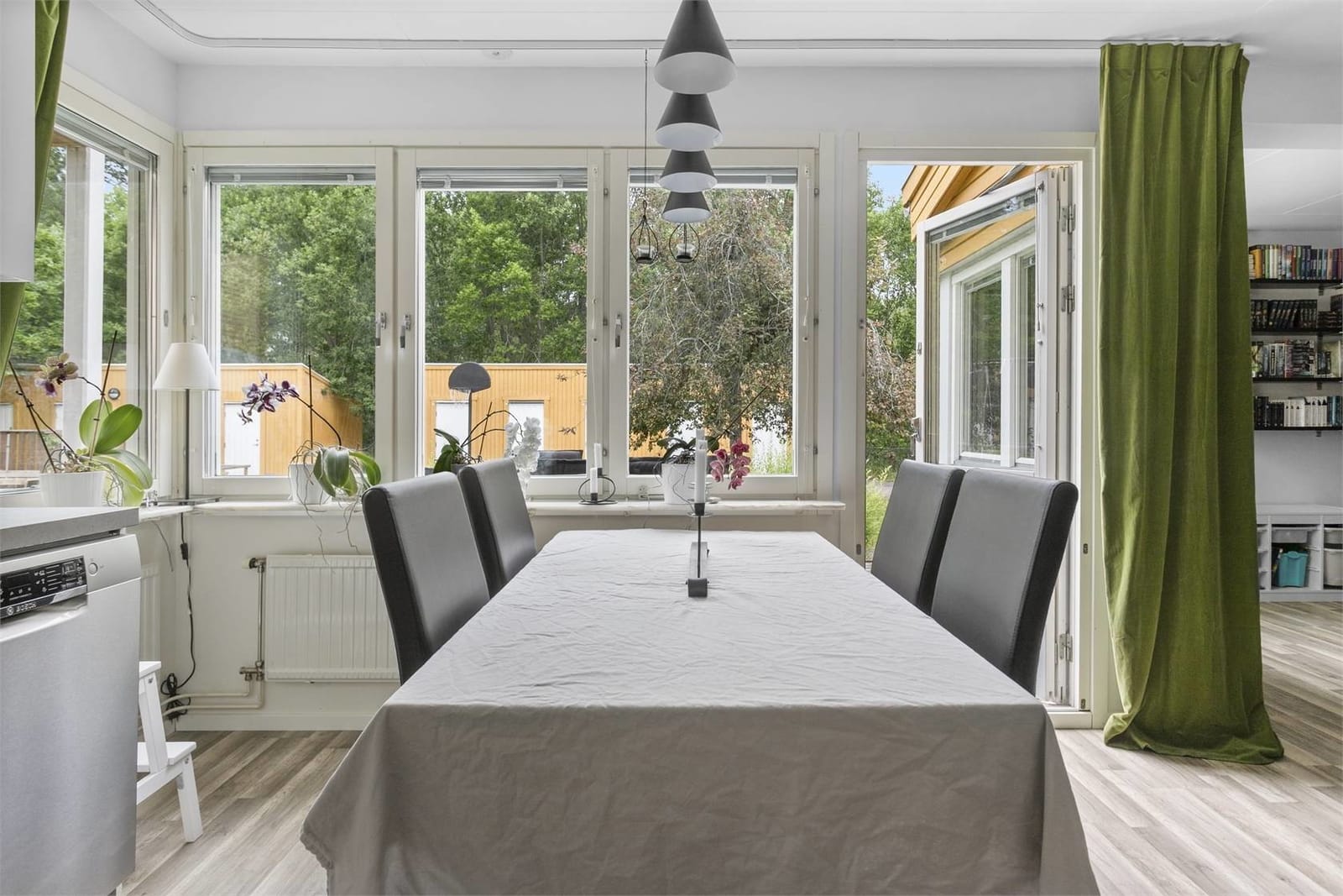 3 rok · 104 m² i Tumba – bild 9