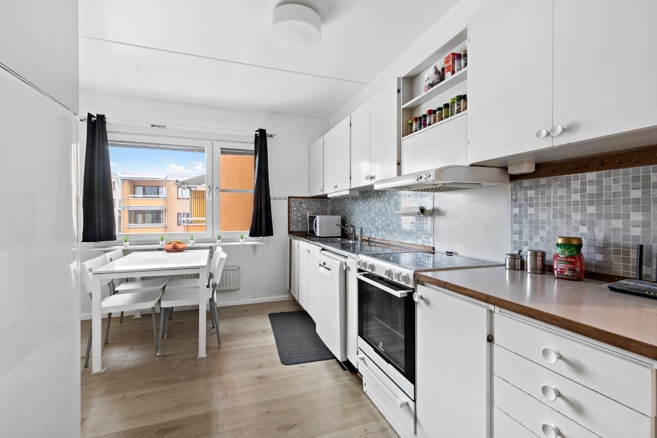 Lägenhet, 1 rooms, 14 sqm, Kista