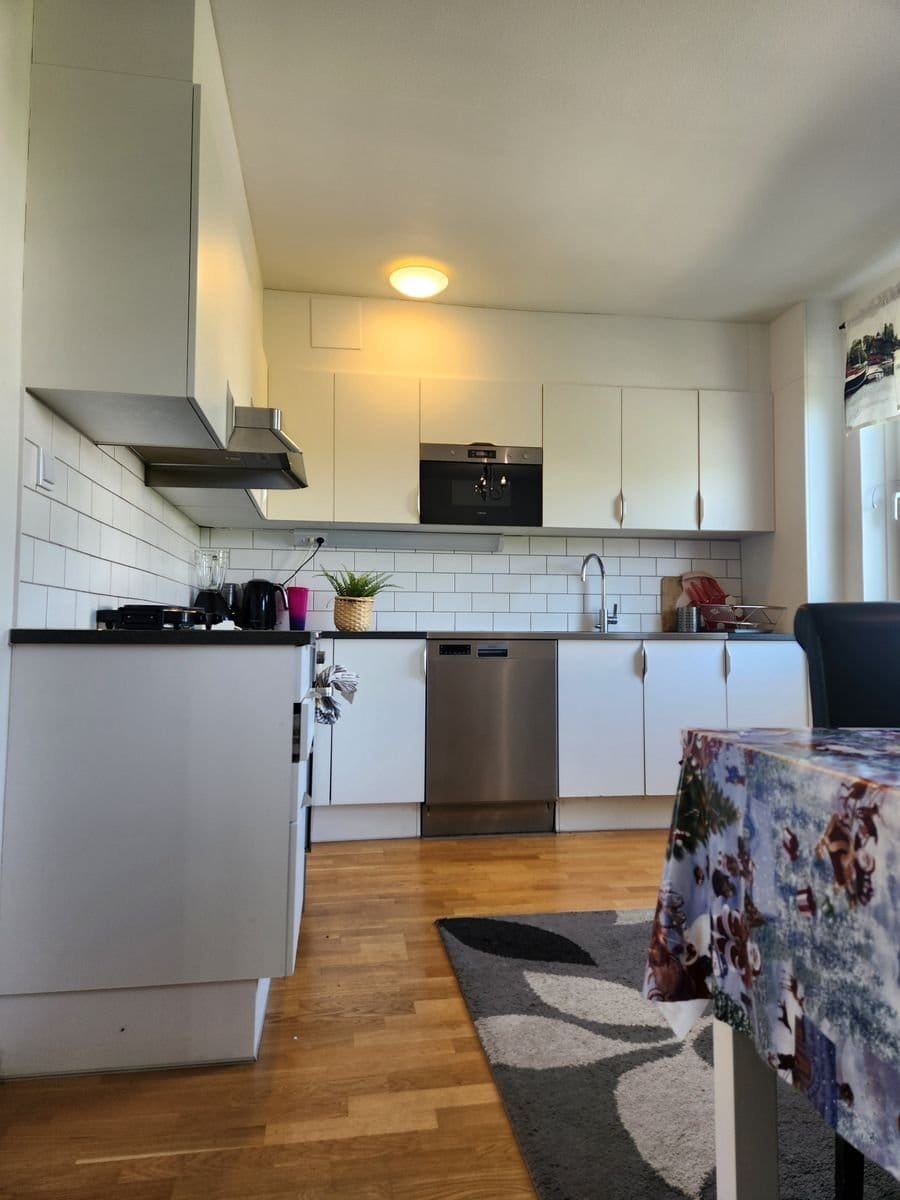 1 rok · 32 m² i Södertälje – Södertälje