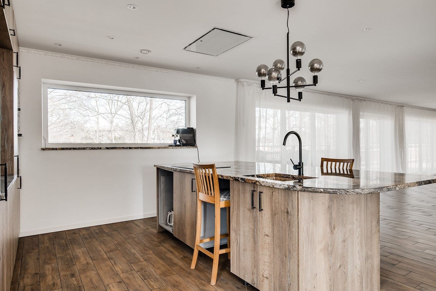 5 rok · 320 m² i Tibro – bild 5