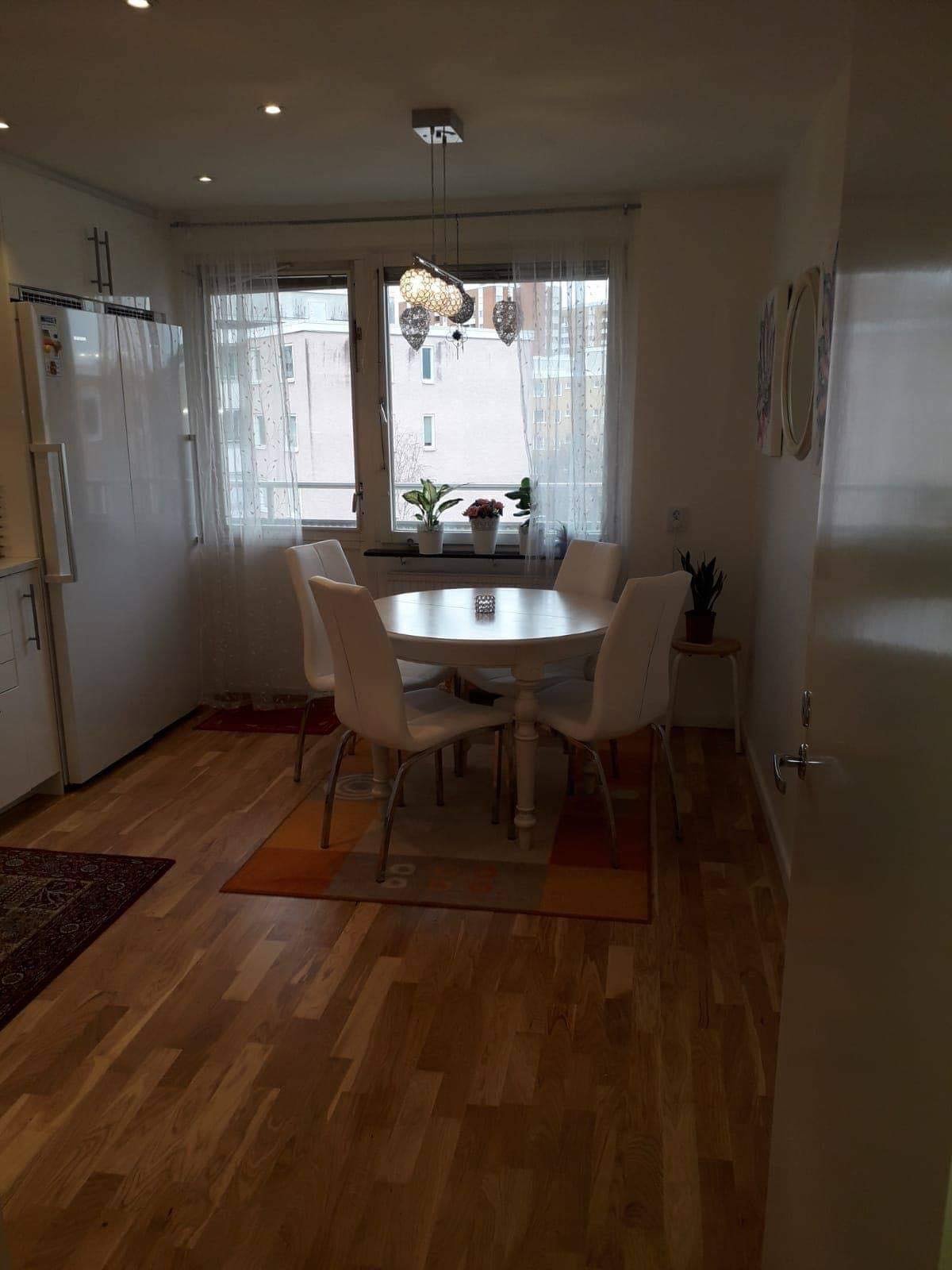 Lägenhet, 2 rooms, 65 sqm, Kista – bild 2