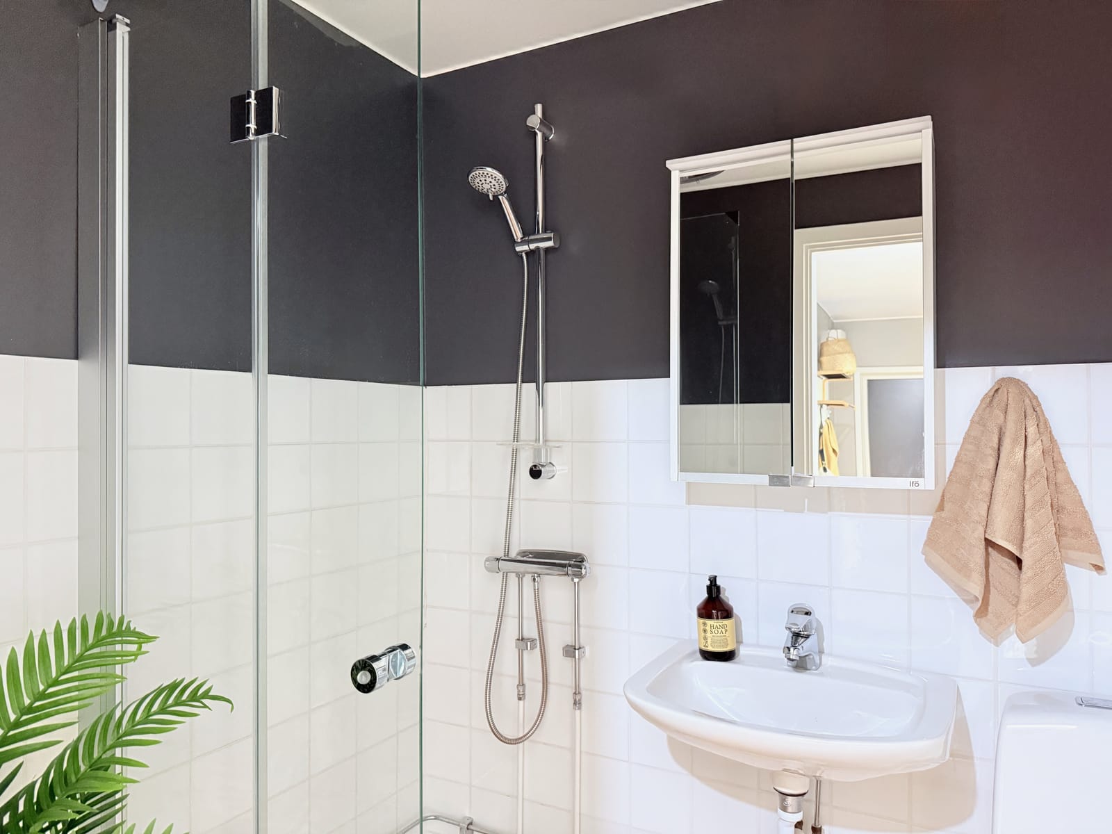 2 rok · 58 m² i Arboga – bild 5