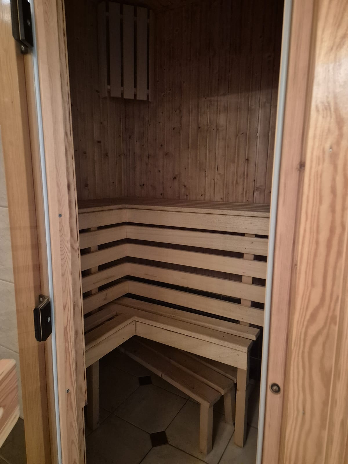 6 rok · 180 m² i Sorunda – bild 10