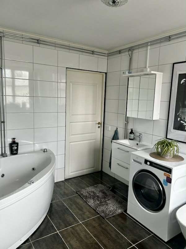 Lägenhet, 4 rooms, 160 sqm, Smedjebacken – bild 2
