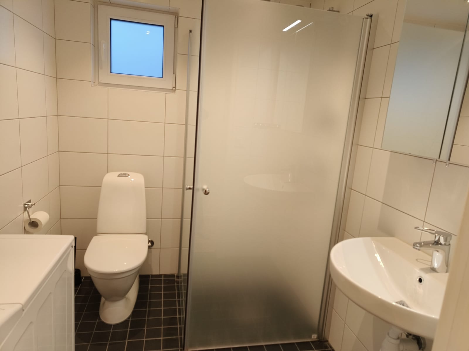 2 rok · 45 m² i Upplands Väsby – bild 3