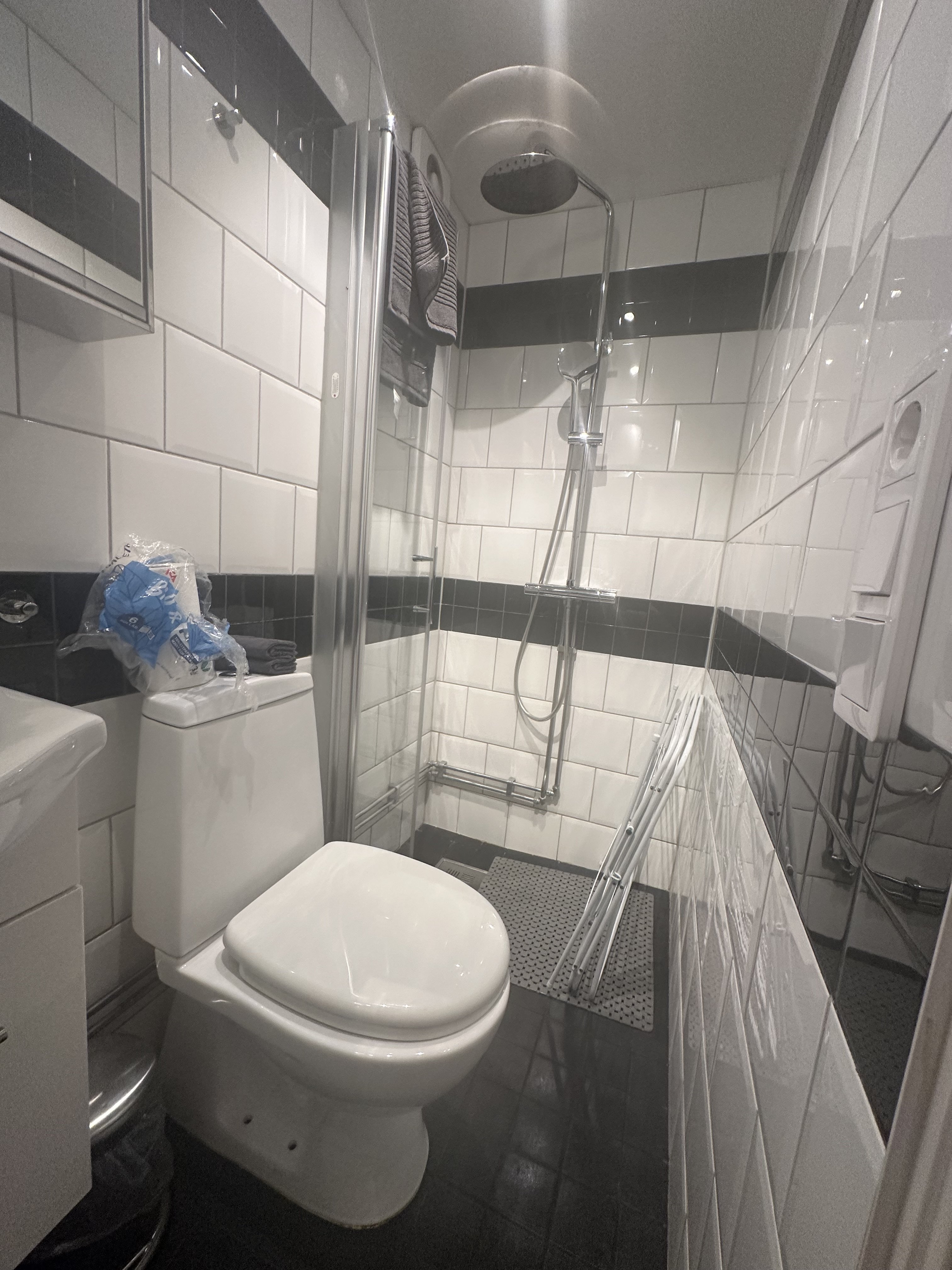 Lägenhet, 1 rooms, 30 sqm, Täby – bild 4