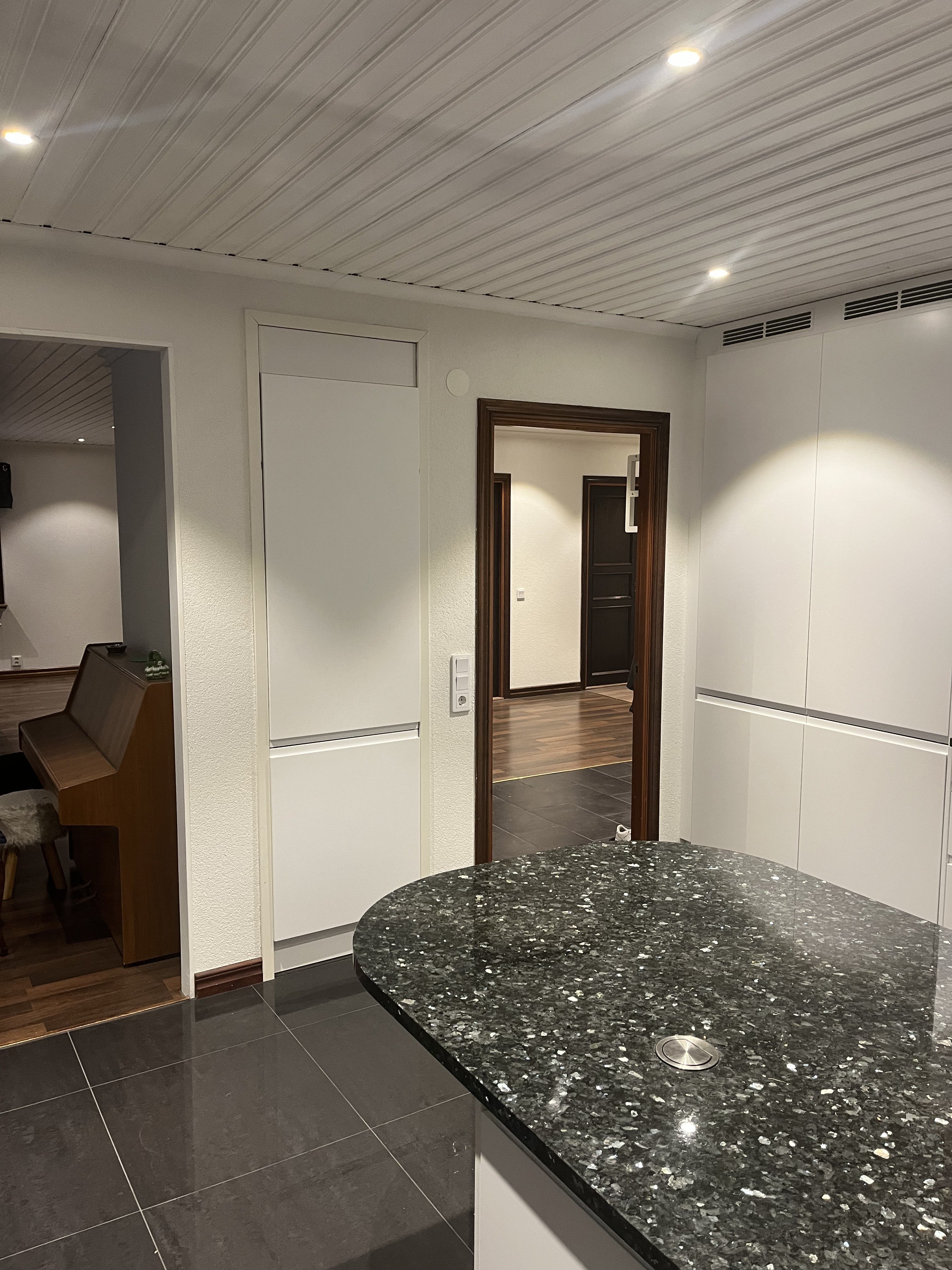 Villa/Hus, 5 rooms, 200 sqm, Lidköping – bild 4