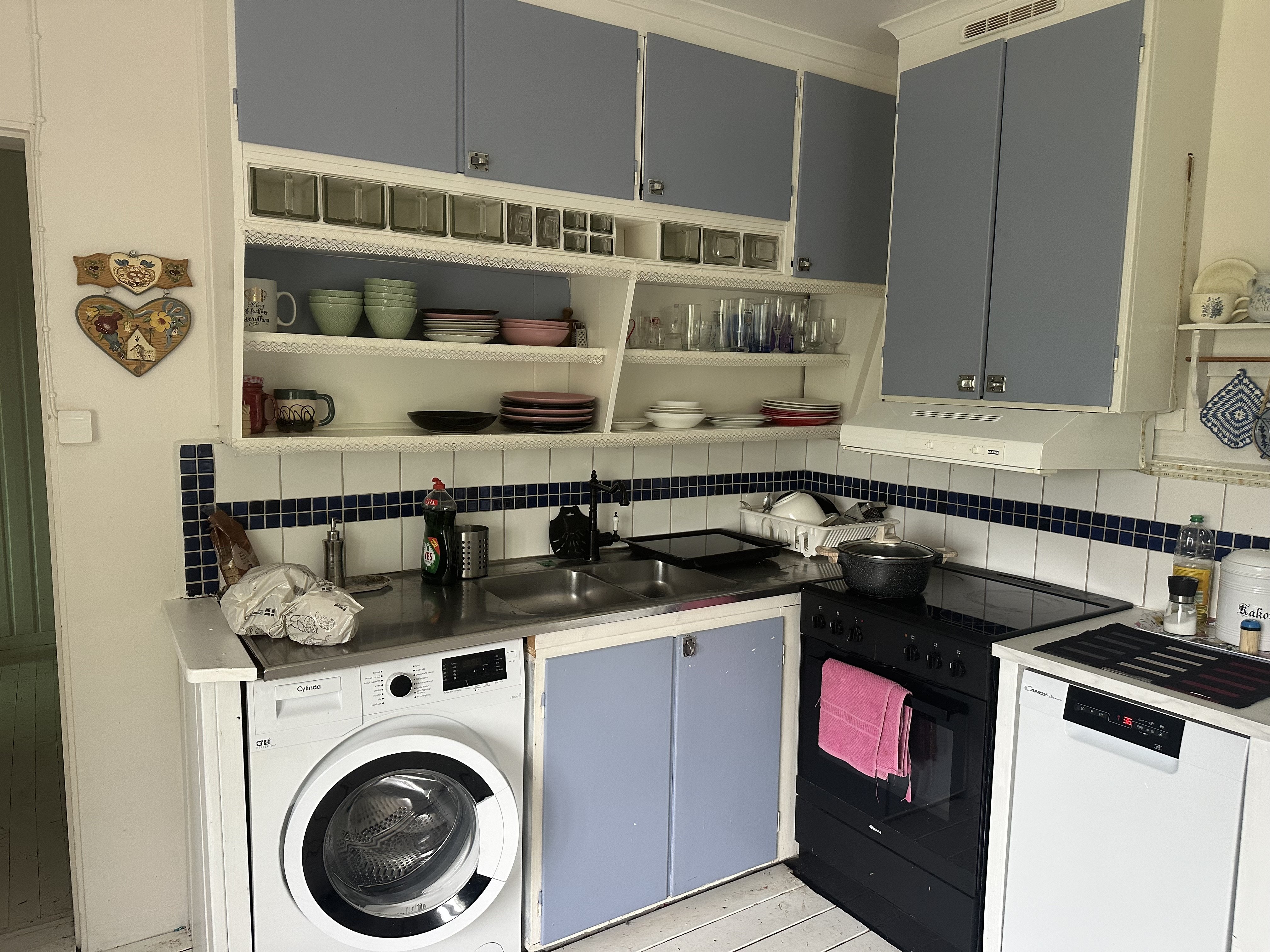 Villa/Hus, 7 rooms, 200 sqm, Undrom – bild 2